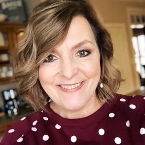 Meet your Posher, Leslie